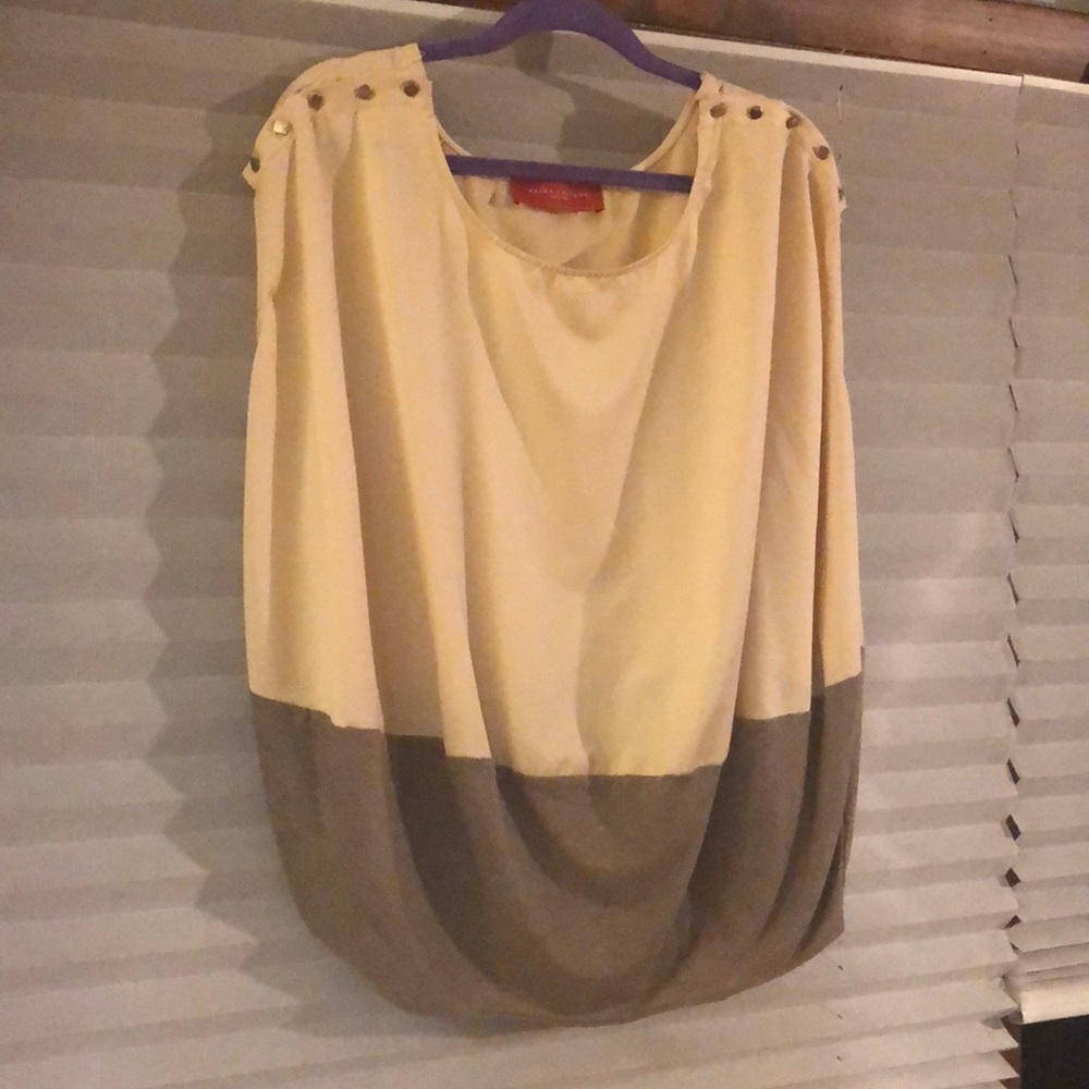 Akira Red Label Blouse